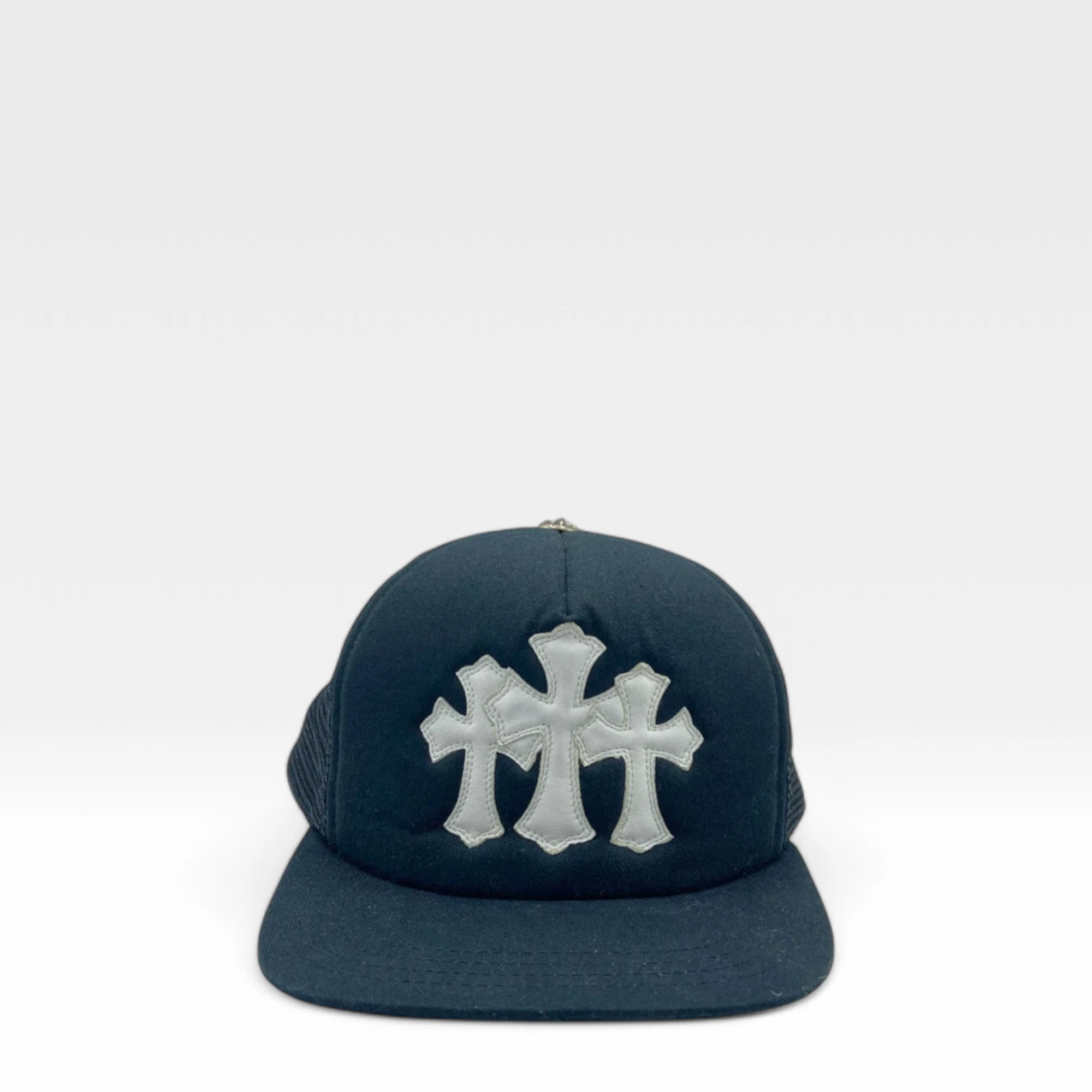 Trucker Cap Cross with white leather crosses