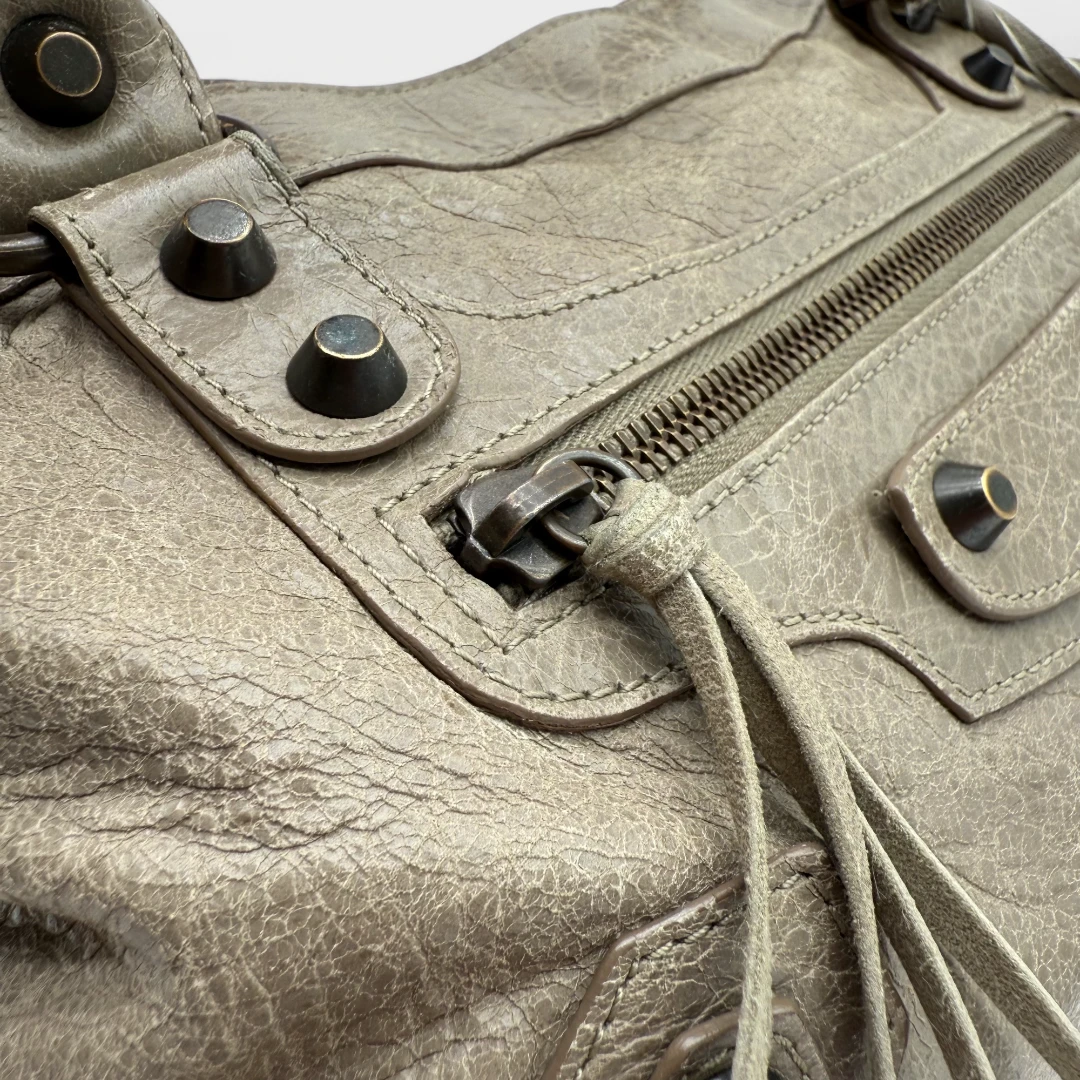 Balenciaga Handtasche The First City bag mit Schultergurt grau