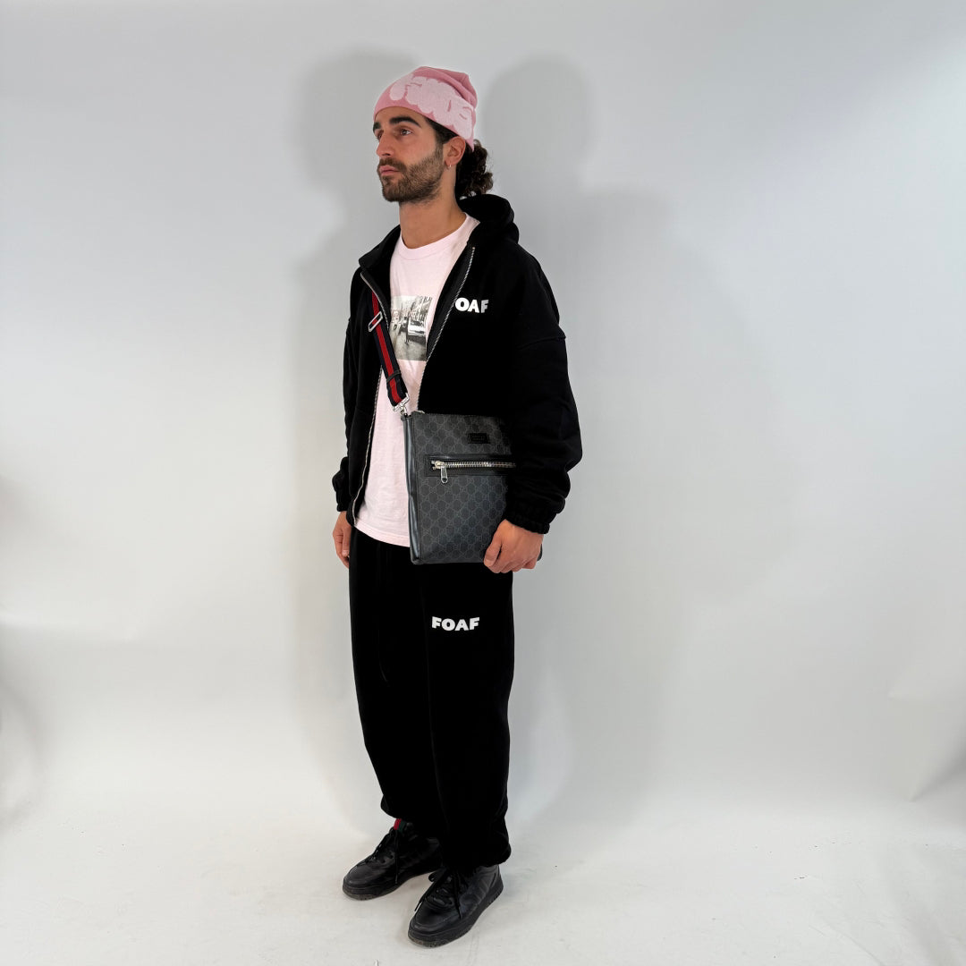 GG Supreme shoulder bag