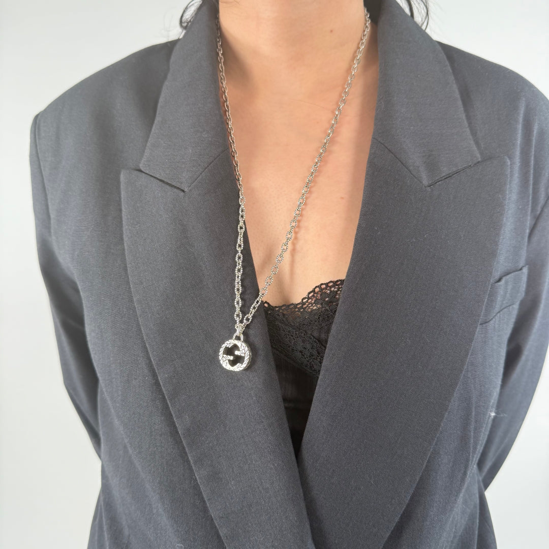 Gucci Halskette aus Silber 925 mit Gucci Interlocking Anhänger