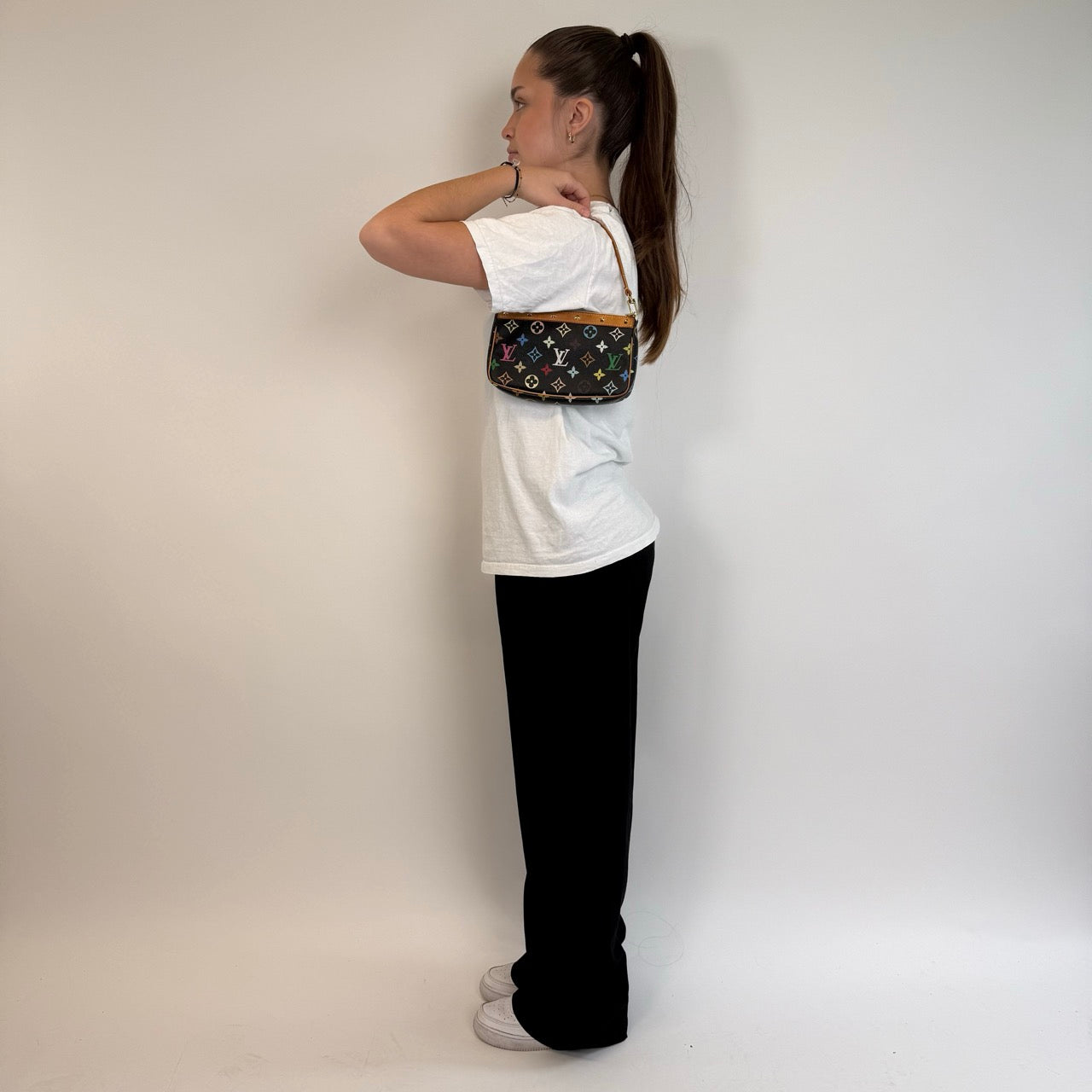 Louis Vuitton x Murakami Pochette Accessoires schwarz