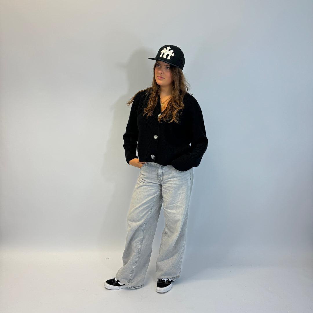 Trucker Cap Cross with white leather crosses