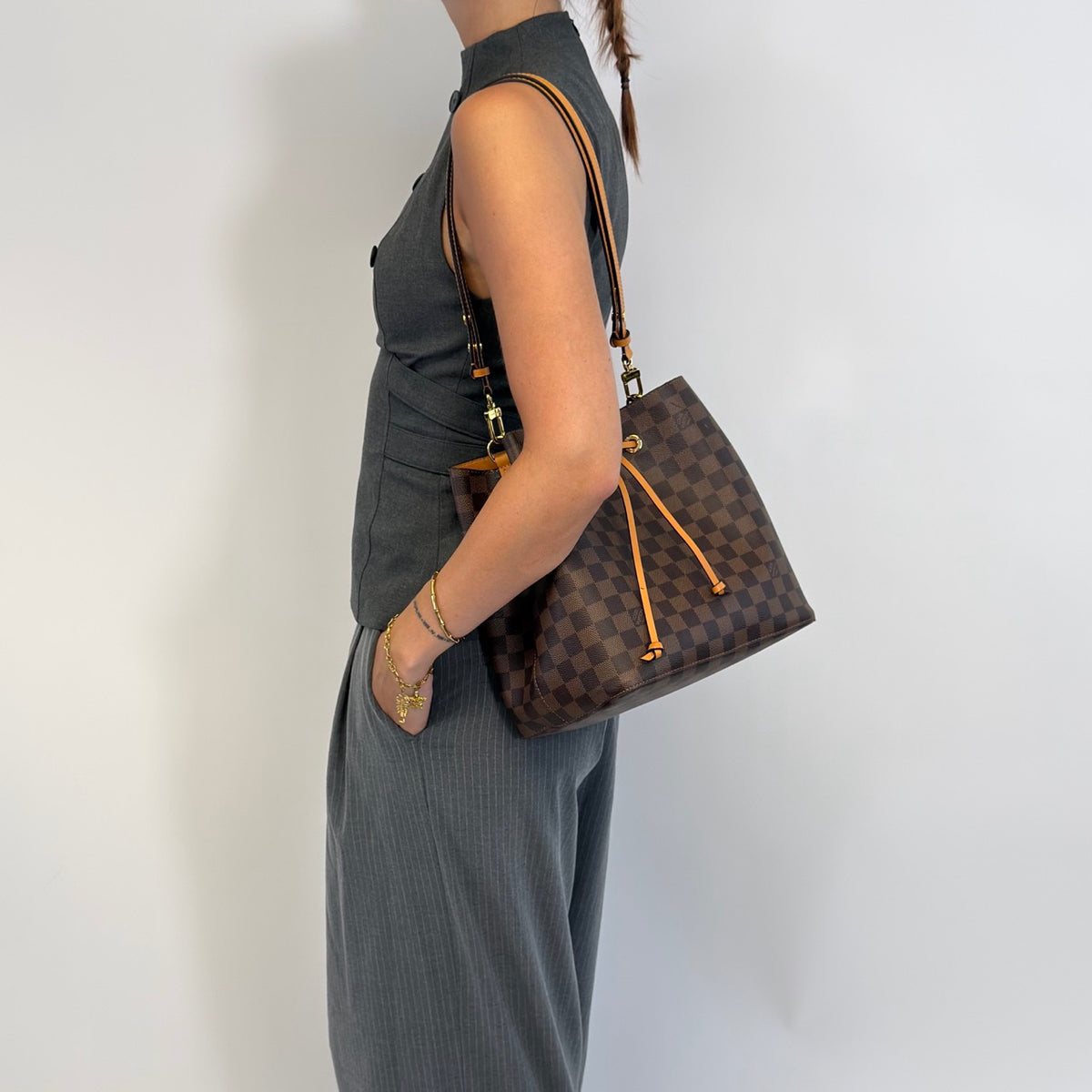 Louis Vuitton Schultertasche NéoNoé Damier Ebene braun