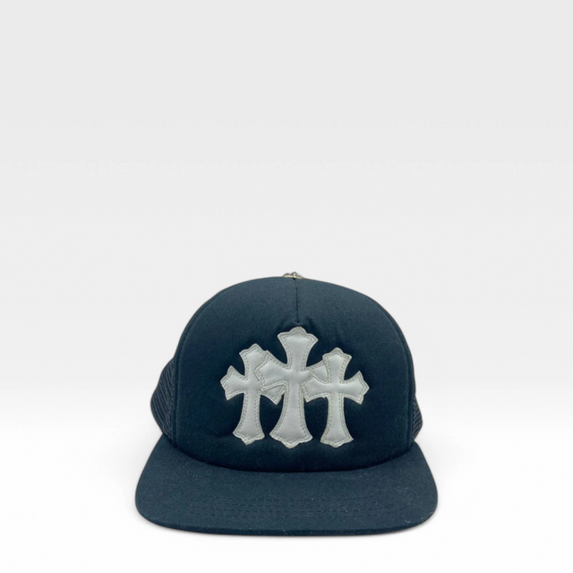 Chrome Hearts Trucker Cap Cross mit weißen Leder Kreuzen
