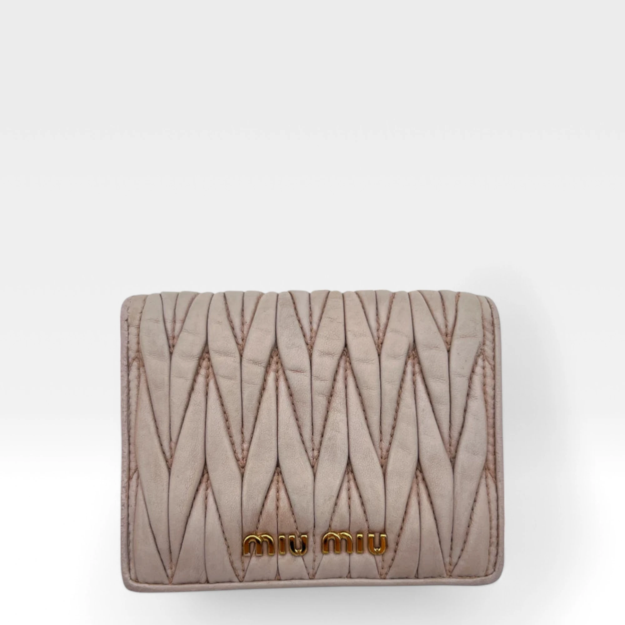 Miu Miu Geldbeutel Matelassé aus Leder rosa / beige