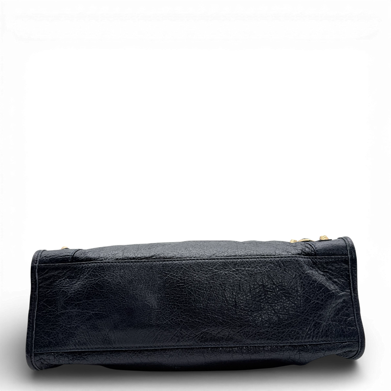 Giant City handbag
