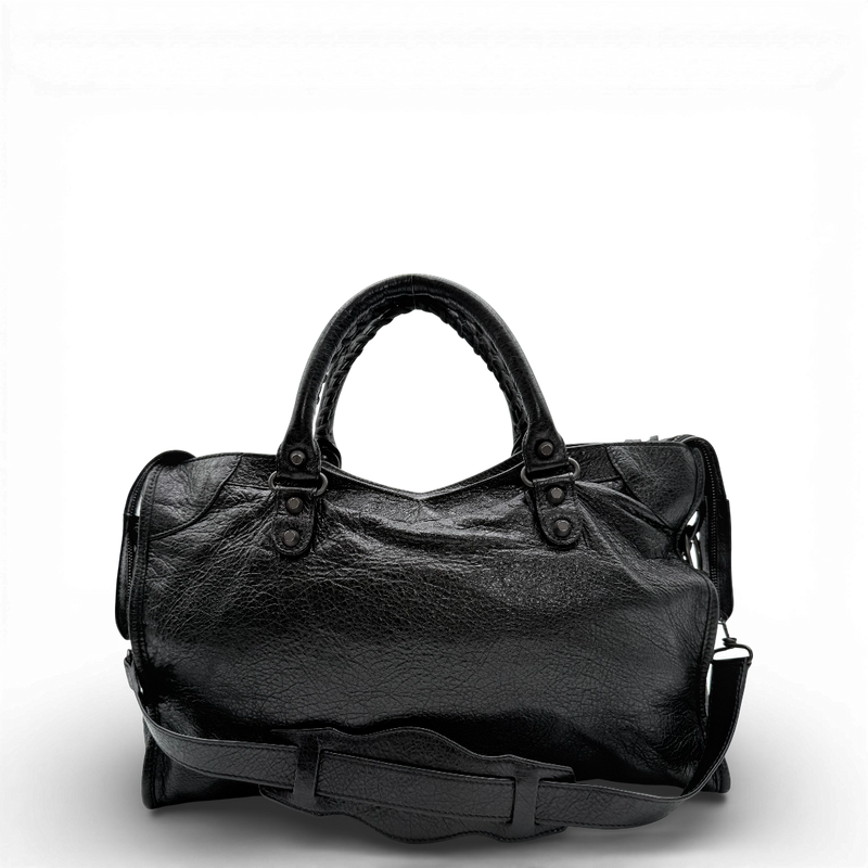 Giant City handbag