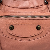 Balenciaga Handtasche Neo Classic City Bag aus Leder rosa