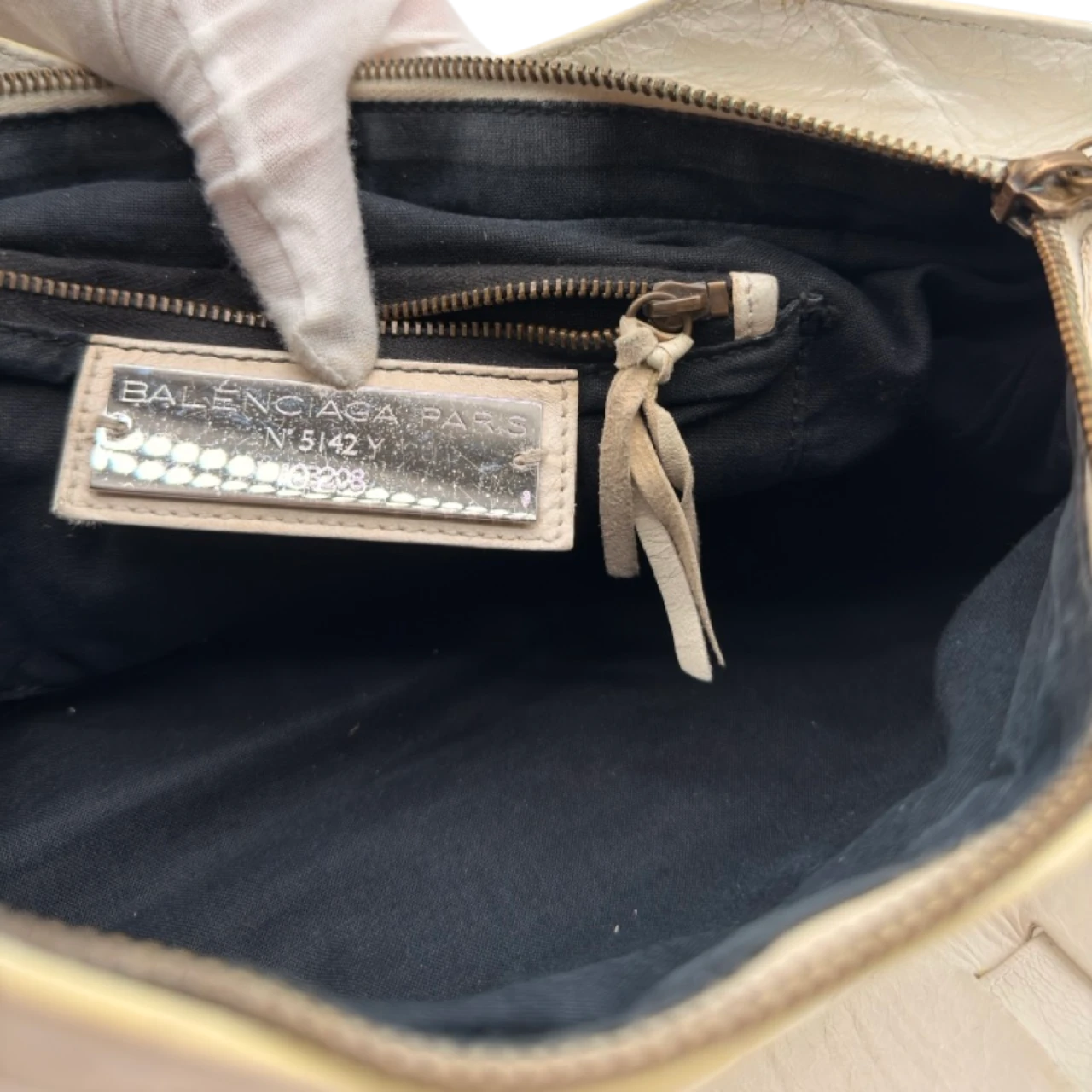 Balenciaga Handtasche Neo Classic City Bag aus Leder weiß