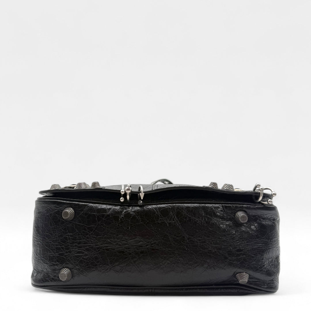 Messengertasche Le Cagole mit Piercings