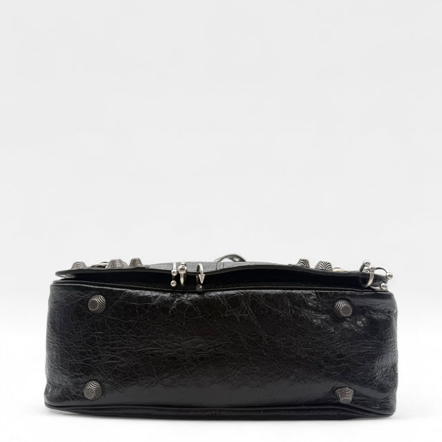 Messengertasche Le Cagole mit Piercings