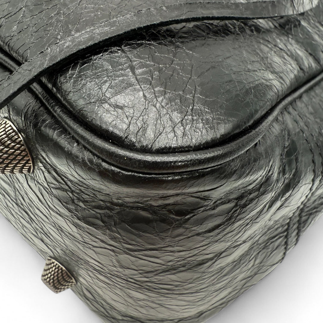 Messengertasche Le Cagole mit Piercings