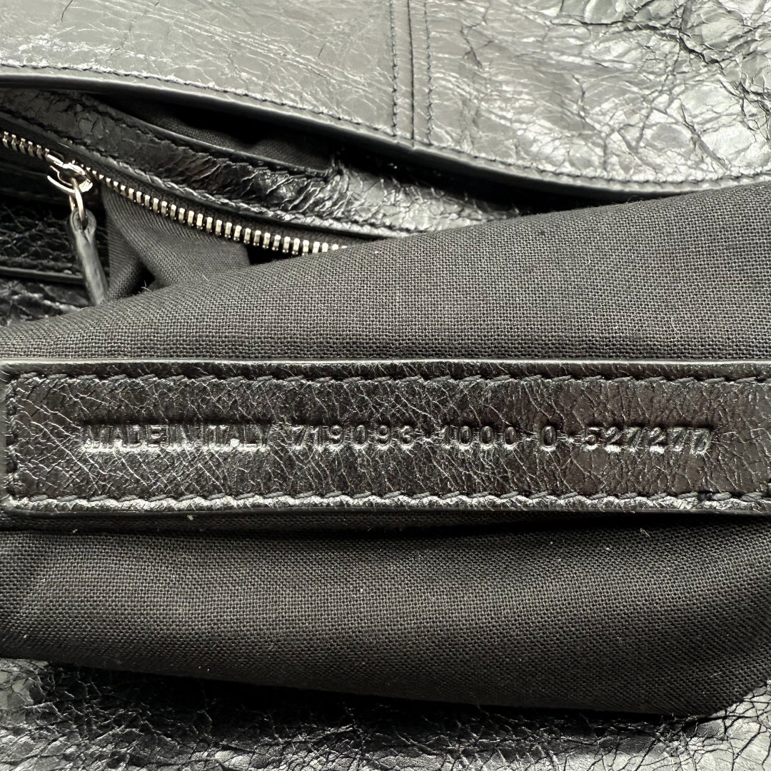 Messengertasche Le Cagole mit Piercings