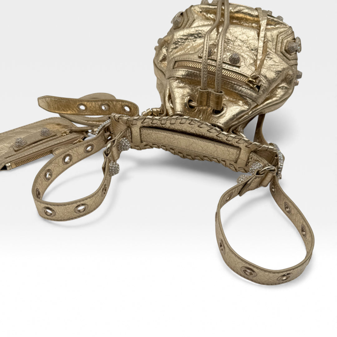 Balenciaga Umhängetasche Le Cagole bucket XS