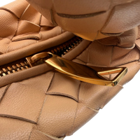Bottega Veneta Schultertasche Mini Jodie beige