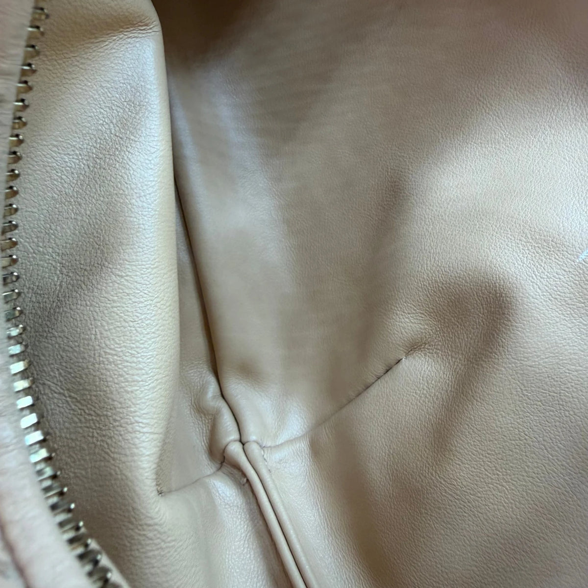 Bottega Veneta Schultertasche Mini Jodie beige