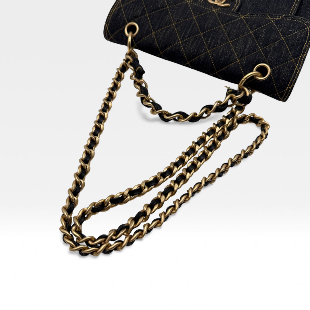 Handbag Timeless Single Flap medium 