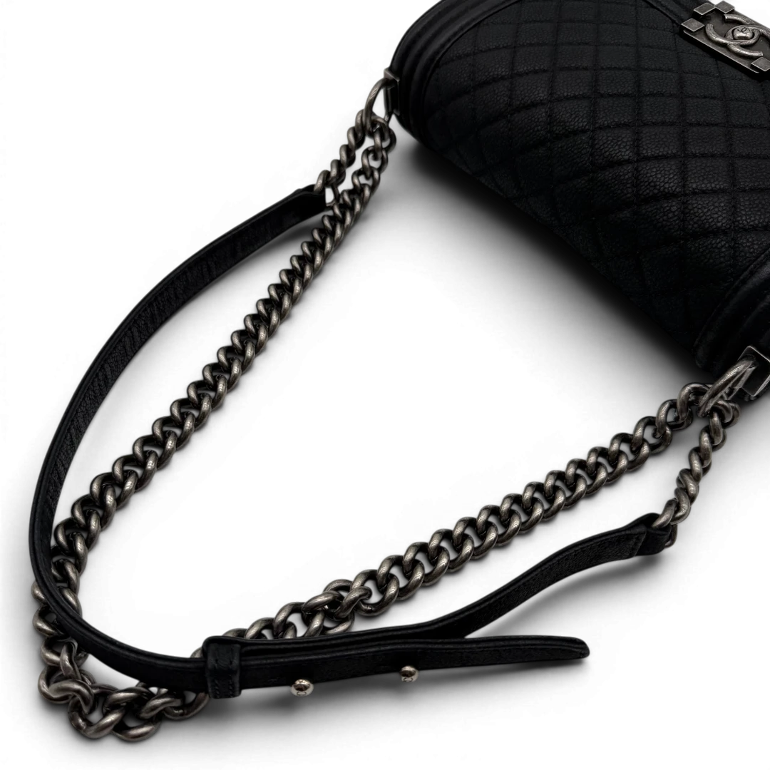 Chanel Handtasche Boy bag medium