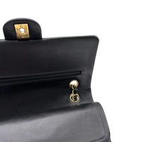 Chanel Handtasche Classic Double Flap bag medium aus Lammleder schwarz