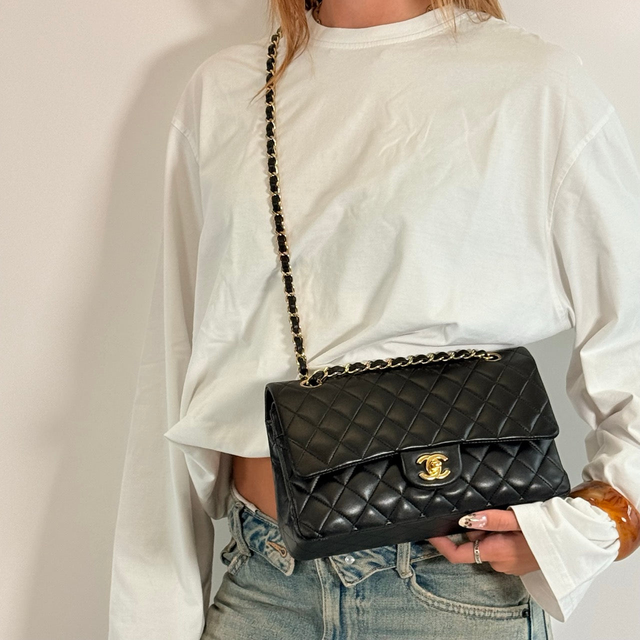 Chanel Handtasche Classic Double Flap bag medium aus Lammleder schwarz