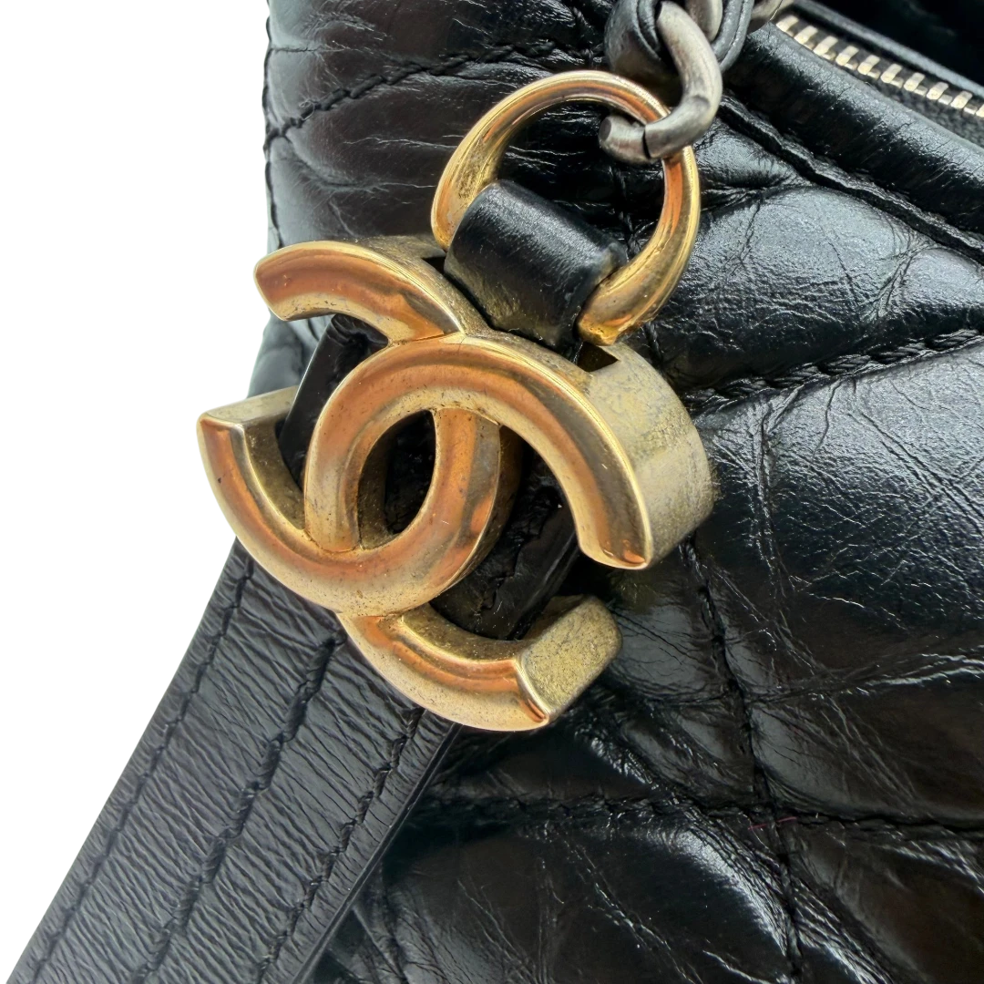Chanel Schultertasche Garbielle Hobo Small