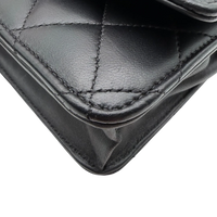 Chanel Umhängetasche Wallet on Chain Classic Flap