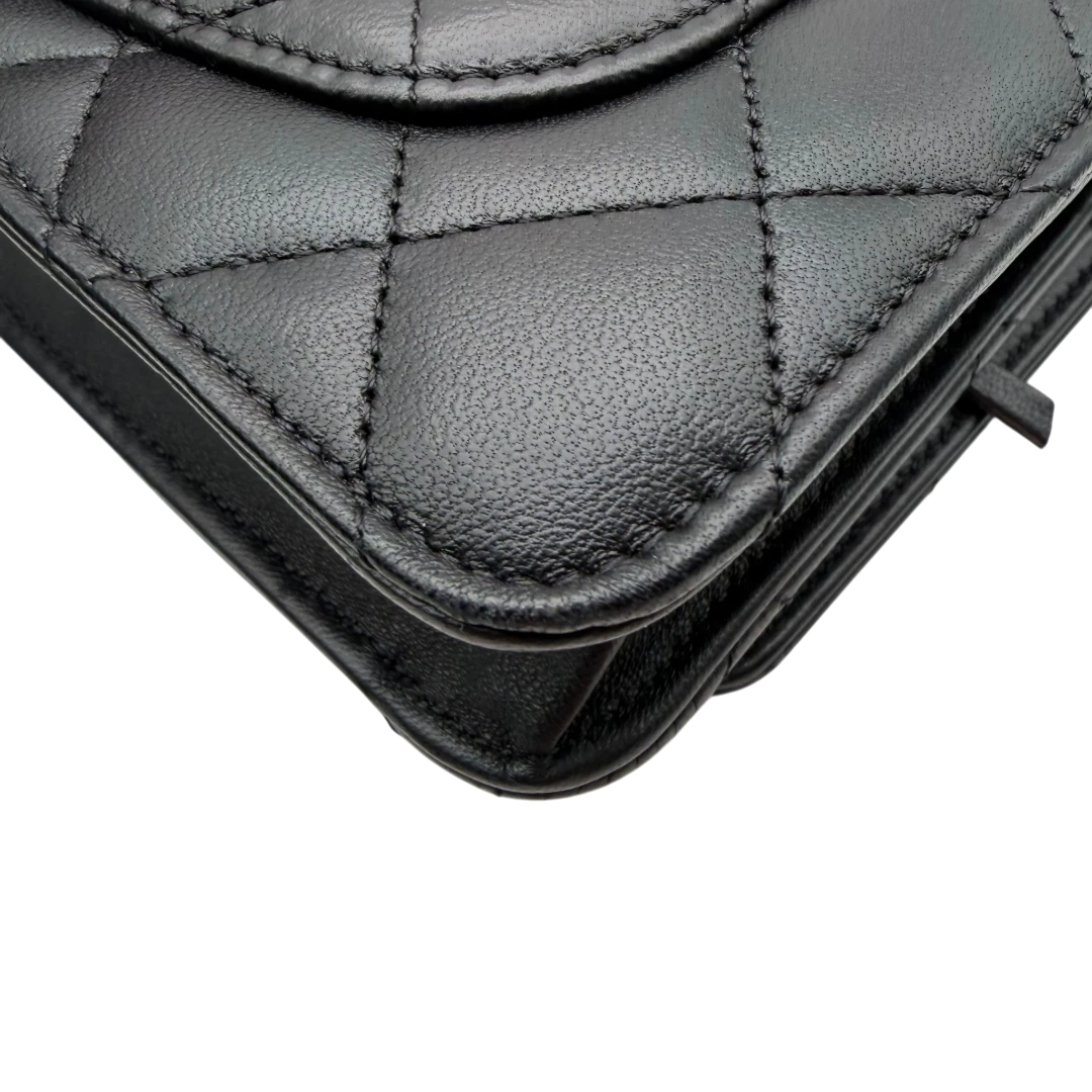 Chanel Umhängetasche Wallet on Chain Classic Flap