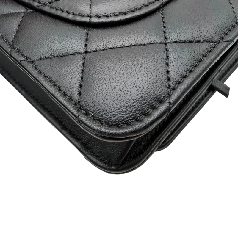 Chanel Umhängetasche Wallet on Chain Classic Flap
