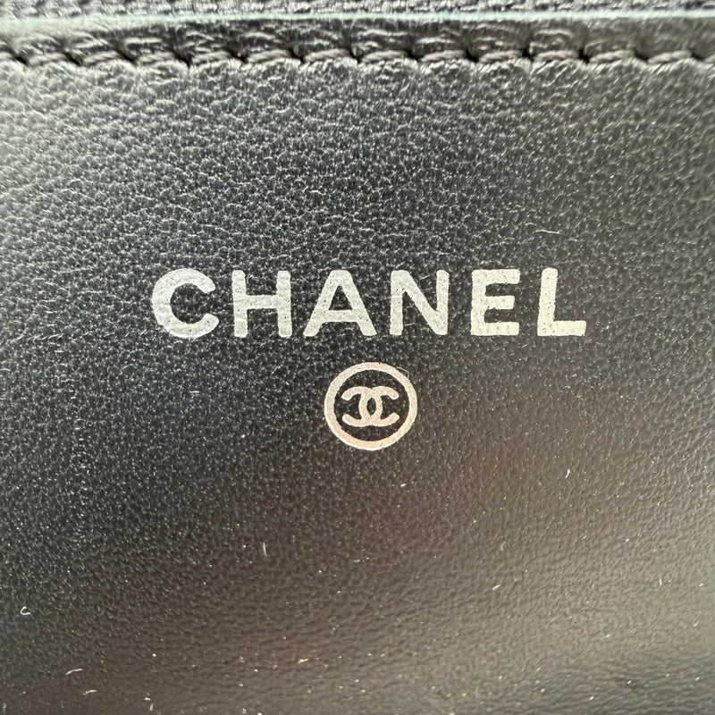 Chanel Umhängetasche Wallet on Chain Classic Flap