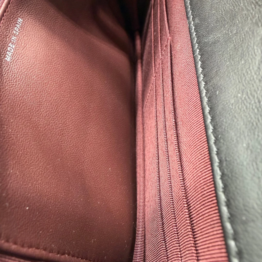 Chanel Umhängetasche Wallet on Chain Classic Flap
