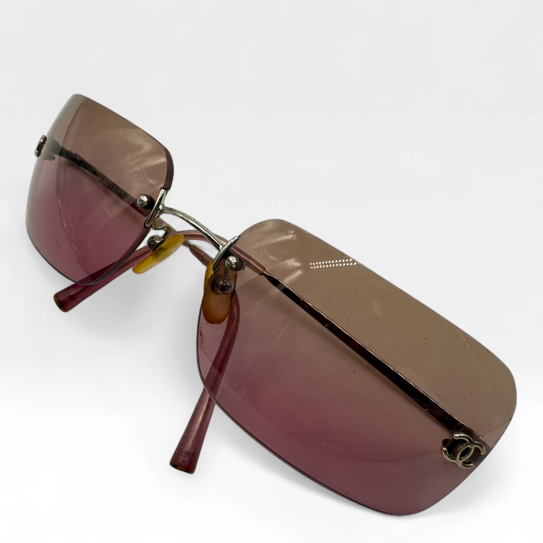 Chanel Sonnenbrille Rahmenlos mit rosa Gläsern