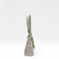 Pochette mit Schnalle