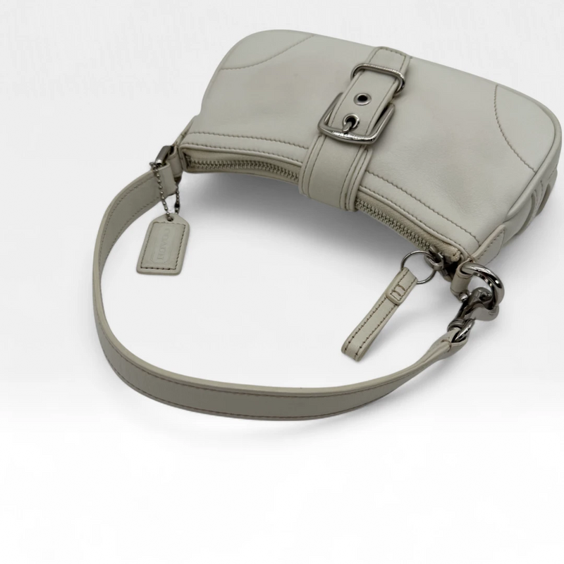 Poche avec boucle