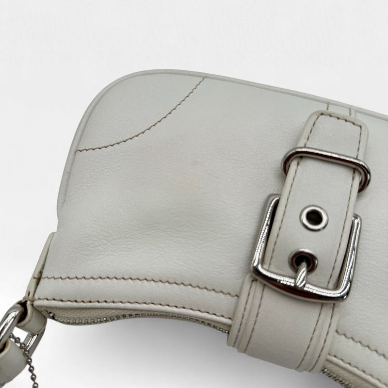 Poche avec boucle