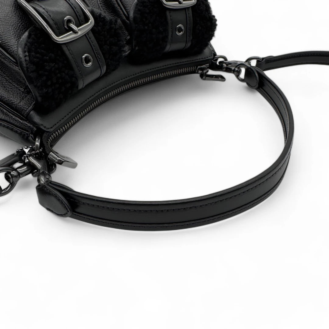 Coach Handtasche Baguette Ashton Shearling & Leder monogram schwarz