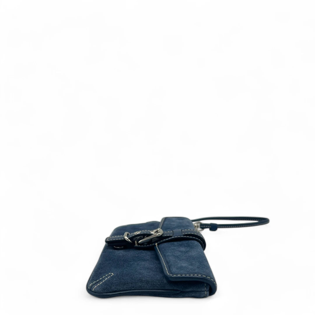 Coach Clutch aus Wildleder blau