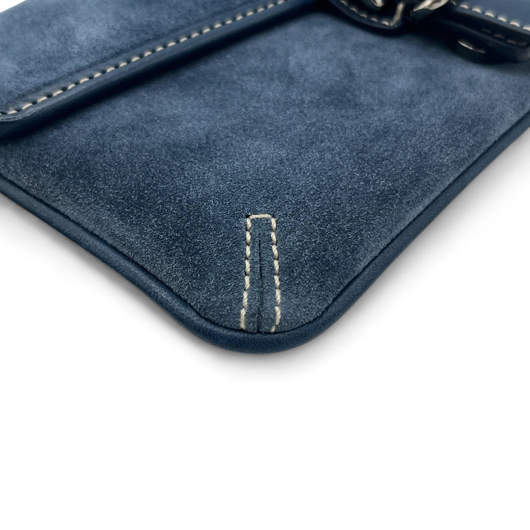 Coach Clutch aus Wildleder blau