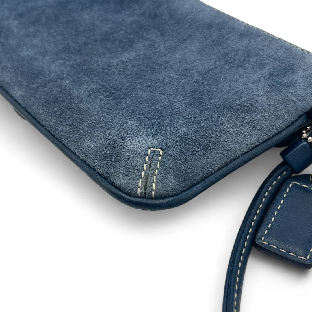Coach Clutch aus Wildleder blau