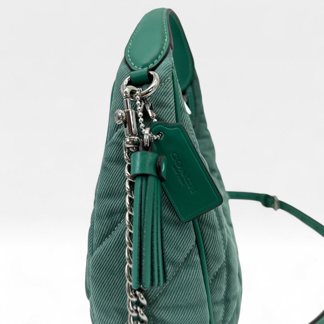 Handtasche Croissant Form