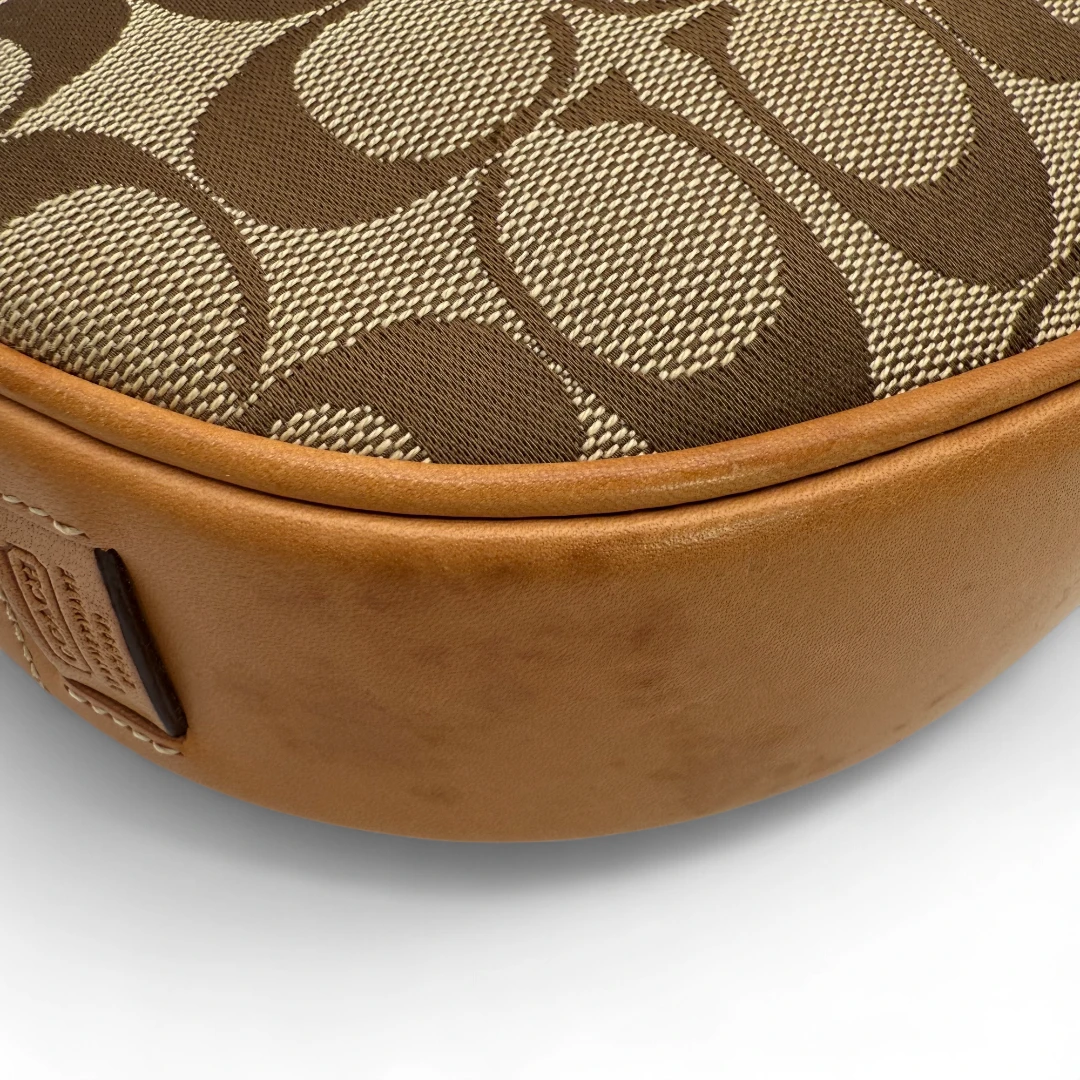 Coach Handtasche Croissant