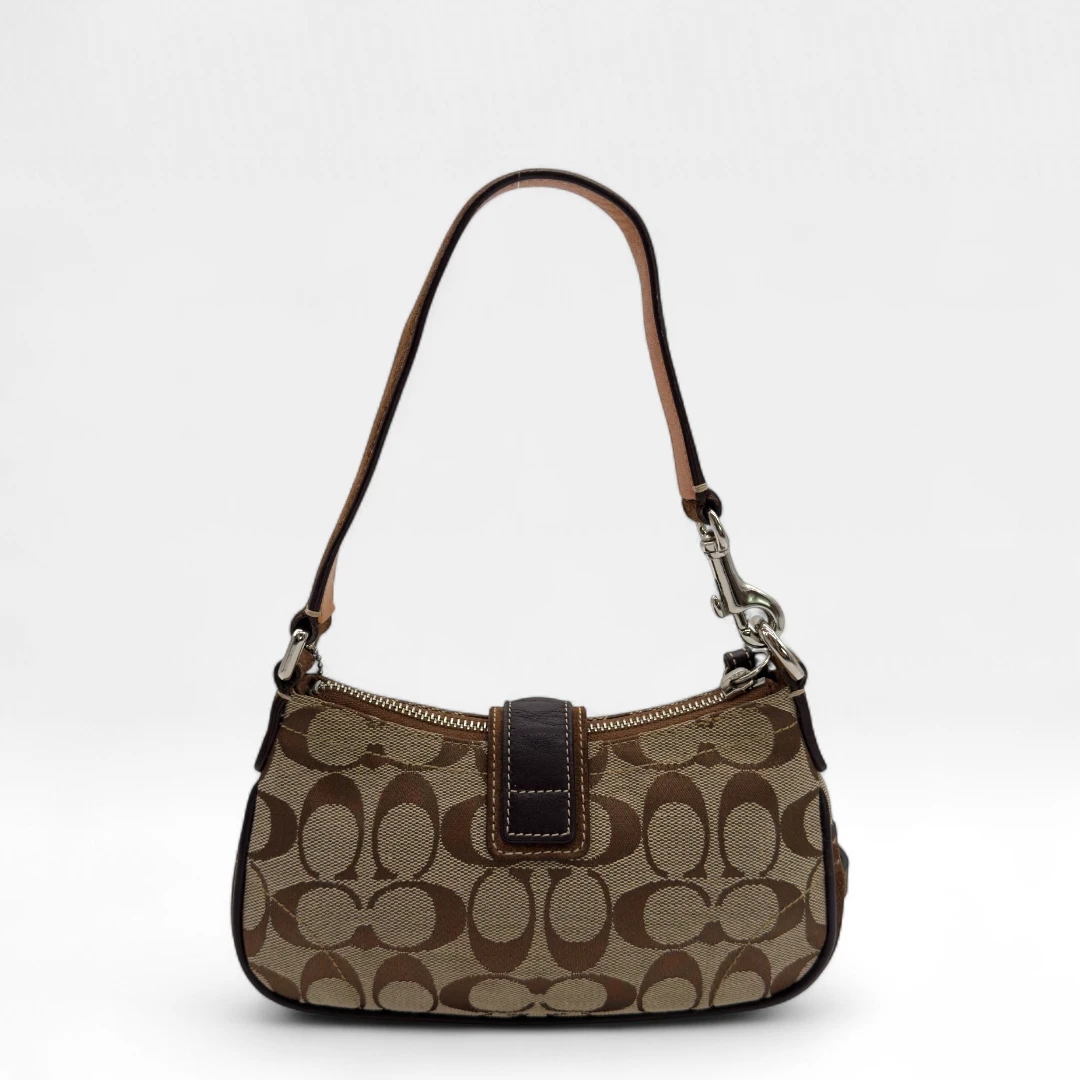 Coach Pochette Soho Signature