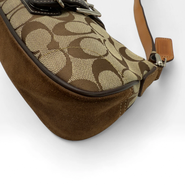 Coach Pochette Soho Signature