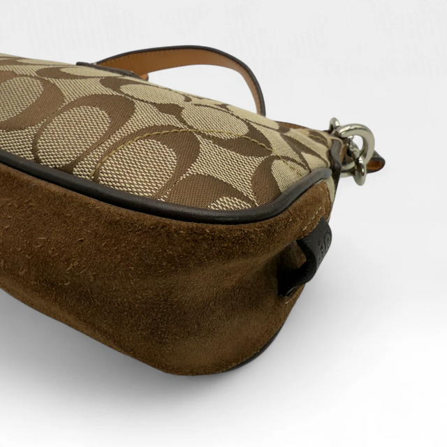 Coach Pochette Soho Signature