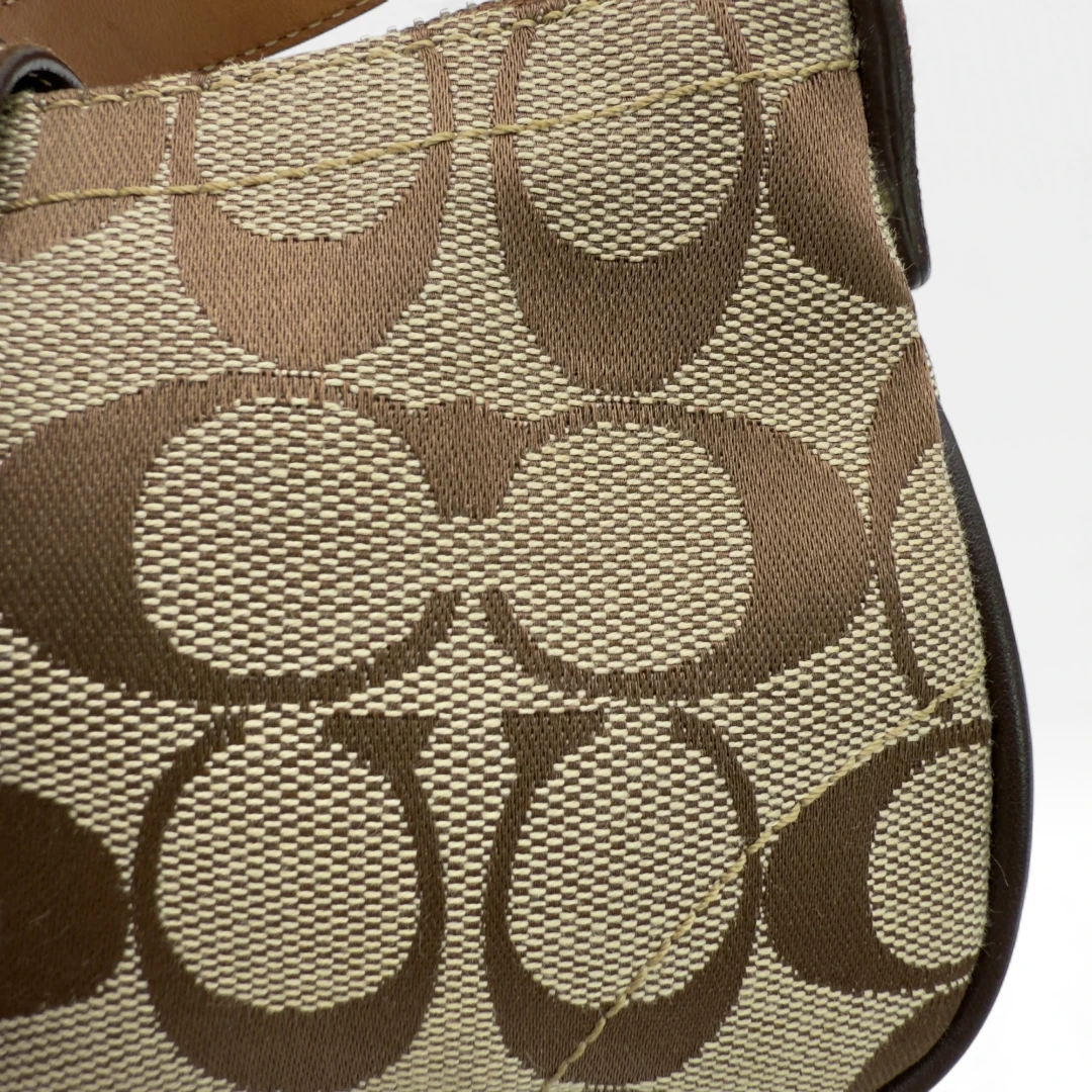 Coach Pochette Soho Signature