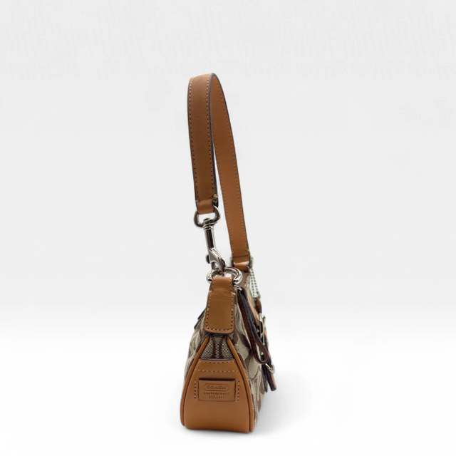 Coach Pochette Soho Signature
