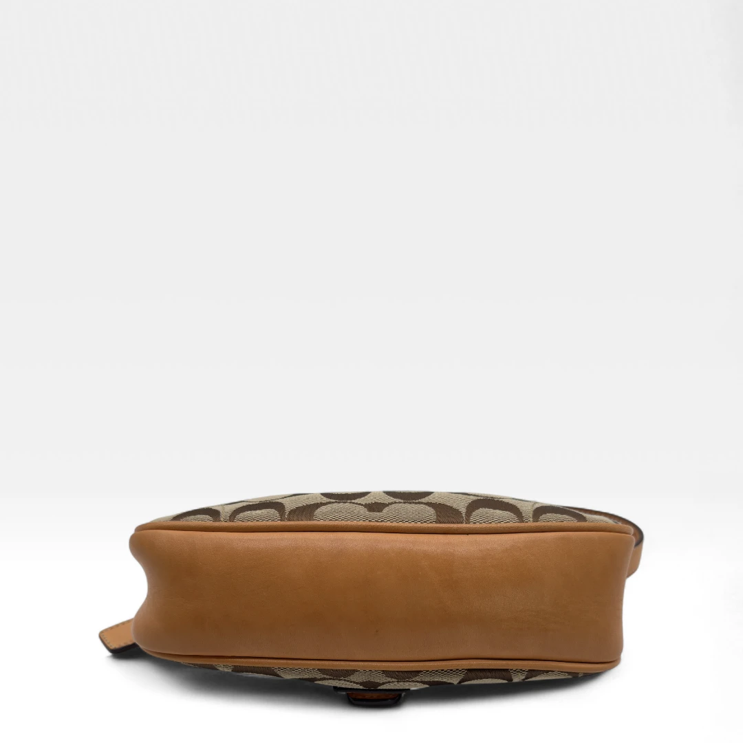Coach Pochette Soho Signature
