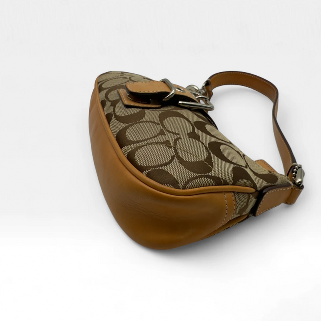 Coach Pochette Soho Signature