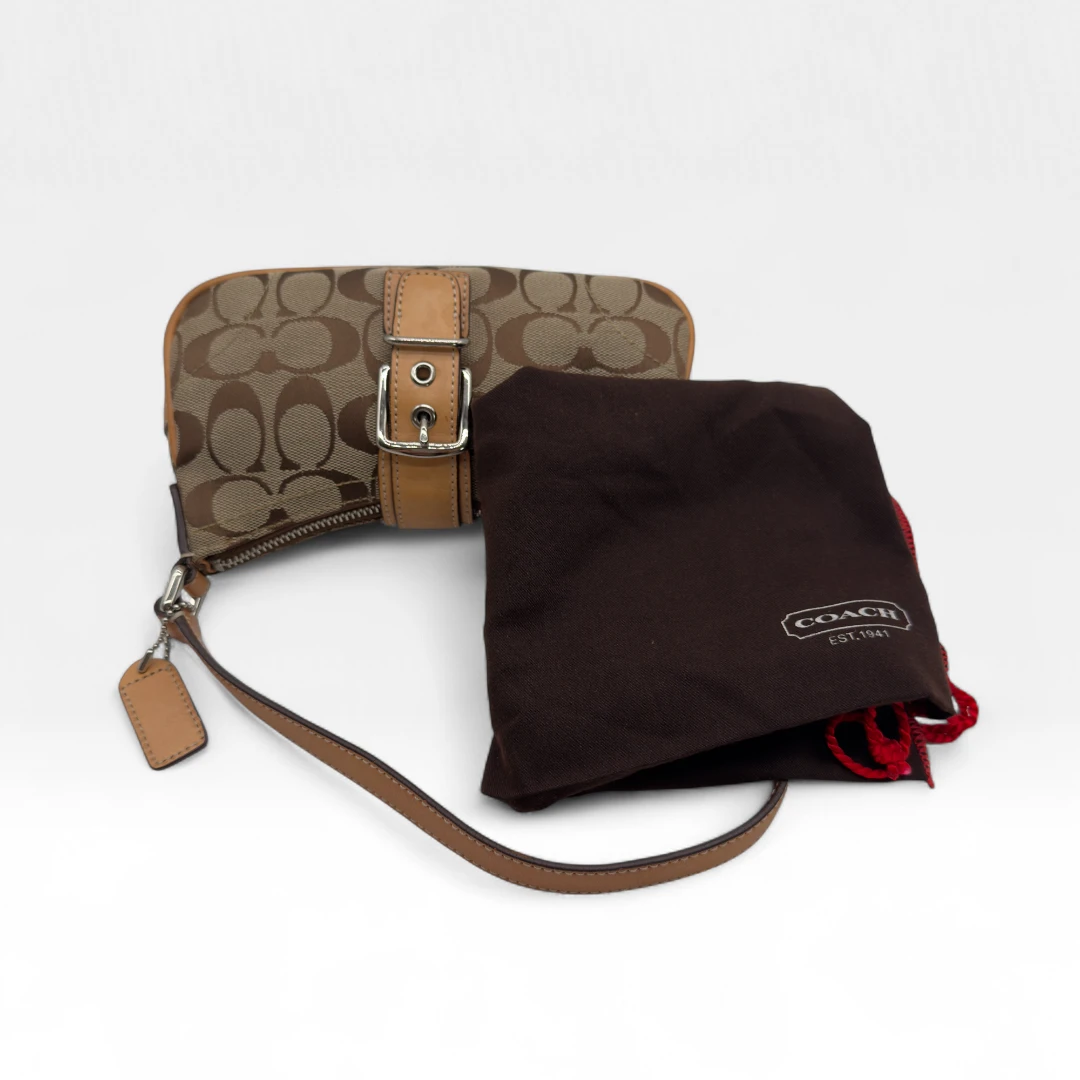 Coach Pochette Soho Signature