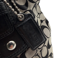 Coach Handtasche Tote bag Signature grau – Detailansicht