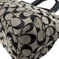 Coach Handtasche Tote bag Signature grau – Ecken im Detail